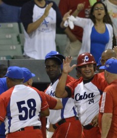 Serie del caribe dia6 Cuba vs Venezuela21